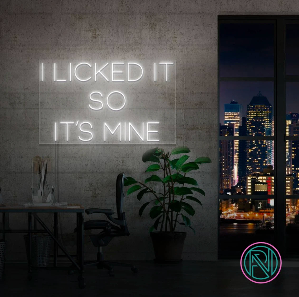 Neonskylt I liked so its mine