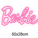 LED neonskilt med Barbie-tekst og 50x28 cm mål, rosa glød