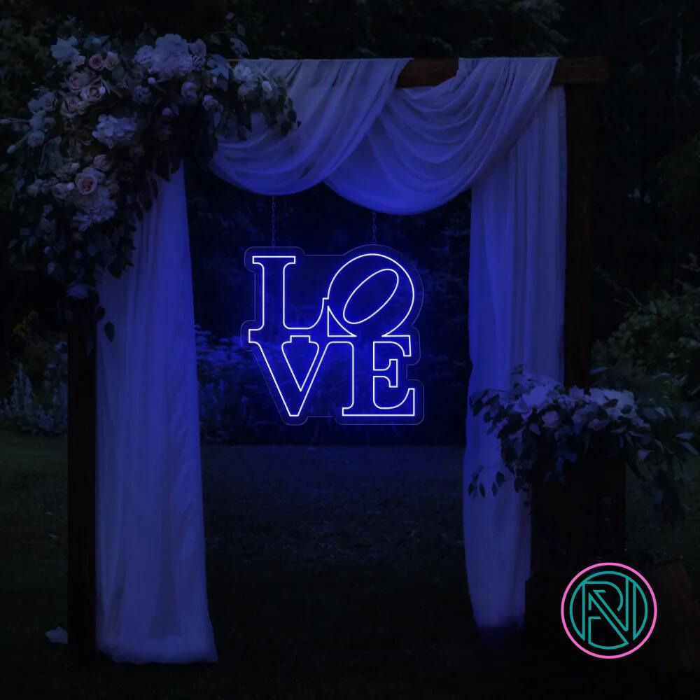 "LOVE" Led neonskylt.