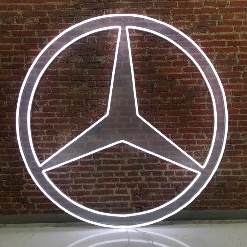 «Mercedes» Led neonskylt.