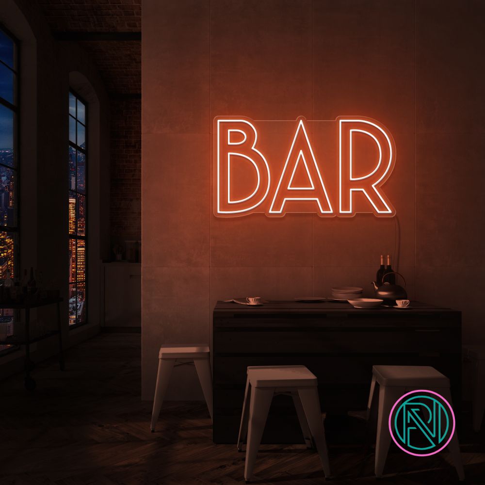Skap en levende atmosfære med vårt 'bar' led neonskilt, designet for å tilføre stil og energi til din bar. Dette skiltet kombinerer estetikk med funksjonalitet og lyser opp rommet med valgfri farge som komplementerer ditt interiør.