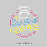 Gjør morgenrutinen enda bedre med vårt 'but first coffee' led neonskilt! dette stilfulle skiltet kombinerer klassisk sjarm med moderne neonbelysning, og er perfekt for å tilføre en ekstra piff til din kaffebar eller kjøkken. Med flere fargevalg blir dette et blikkfang som starter dagen din med stil.