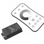 Fjernkontroll og dimmer for LED, svart enhet og fjernkontroll med knapper