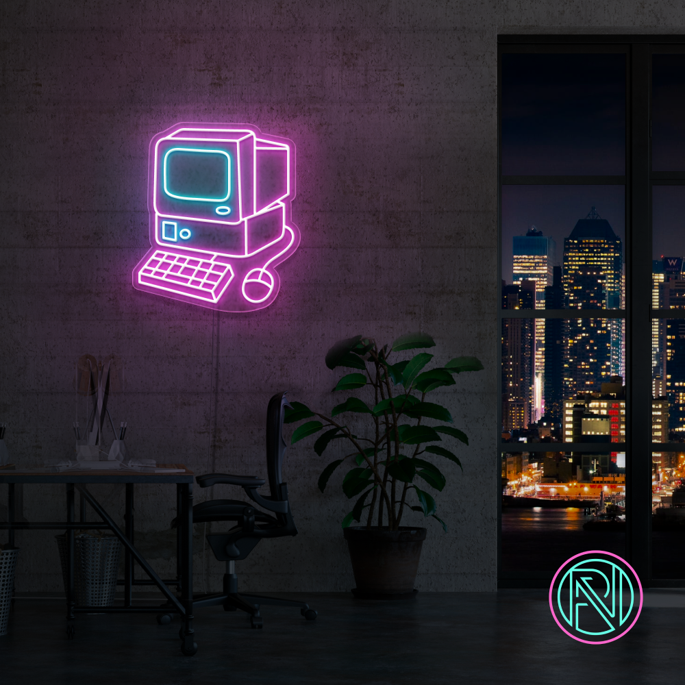 Skap et nostalgisk preg i ditt rom med vårt 'gammel dator' led neonskilt. Med en herlig kombinasjon av baby pink og sky blue utfyller dette skiltet enhver vegg med sin retro sjarm og moderne neon-lysstyrke. Måler 71x80 cm for perfekt synlighet.