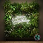 Feire en spesiell dag med stil med vårt 'happy birthday' led-neonskilt. Dette skiltet kombinerer moderne led-teknologi med klassisk neonestetikk for å skape den perfekte stemningsfulle feiringen. Velg din favorittfarge for å skreddersy utseendet og lyse opp bursdagsfesten med et personlig preg.