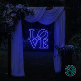 LED neonskilt med LOVE i blått neonlys