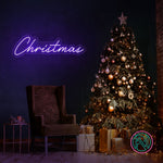LED-neonskilt med «Christmas» i fiolett lys.