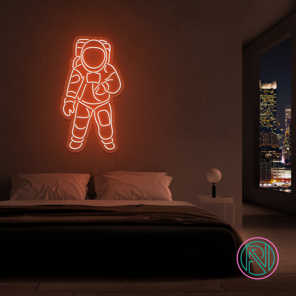 Neonskylt "SPACEMAN" 79x43 cm. Välj önskad färg. 