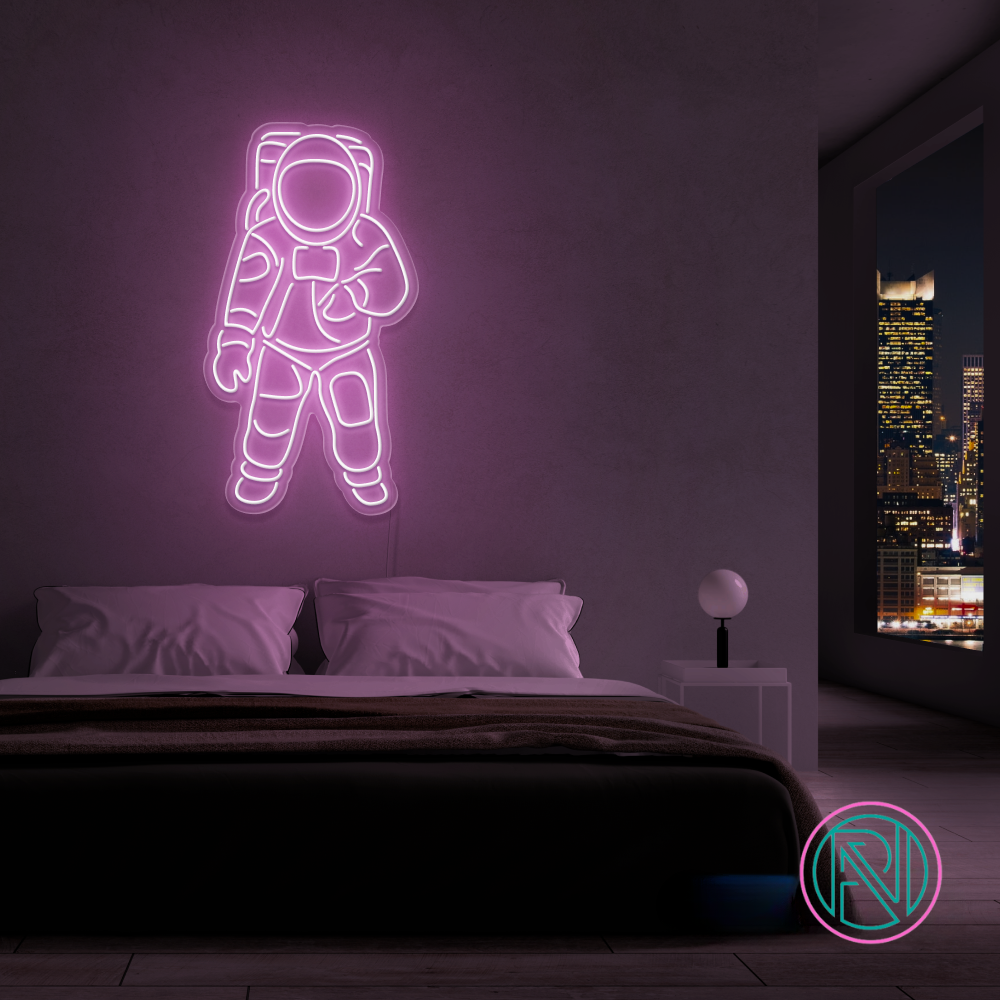 Neonskylt "SPACEMAN" 79x43 cm. Välj önskad färg. 