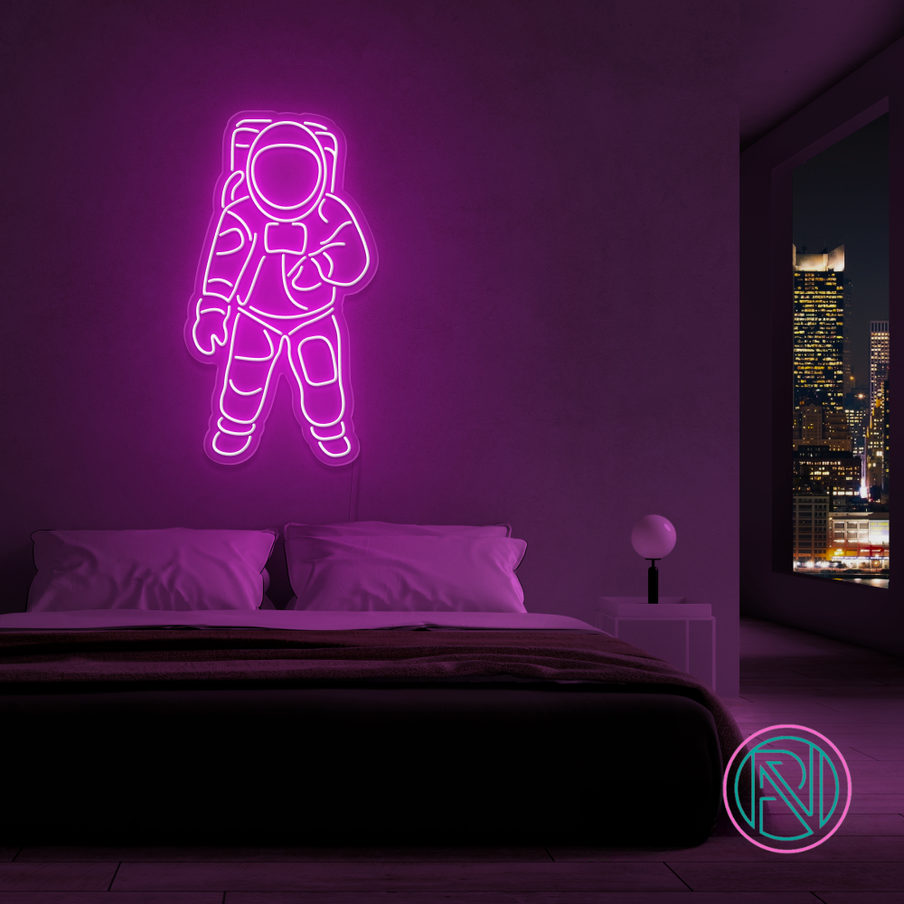 Neonskylt "SPACEMAN" 79x43 cm. Välj önskad färg. 