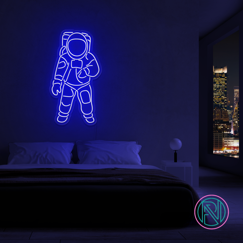 Neonskylt "SPACEMAN" 79x43 cm. Välj önskad färg. 
