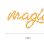 LED neonskilt «magic» med mål 30 cm og 13 cm, oransje kontur